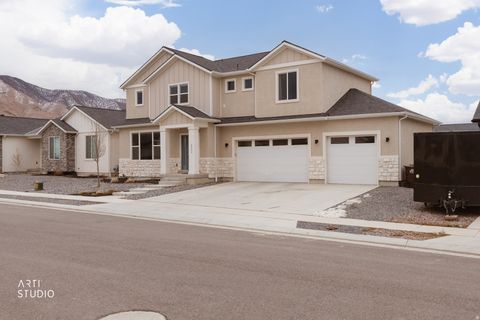 Photo of 2344 E SPRING ST #600, Eagle Mountain, UT 84005 (MLS # 2139476)