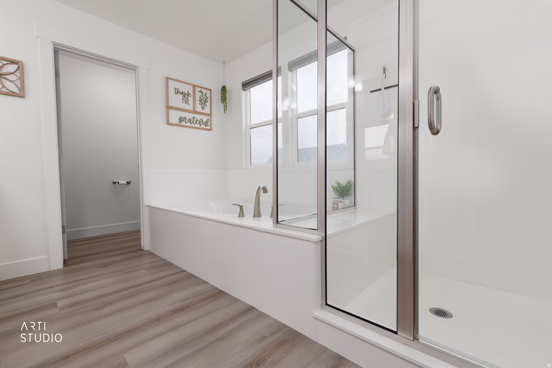 EAGLE POINT - Residential