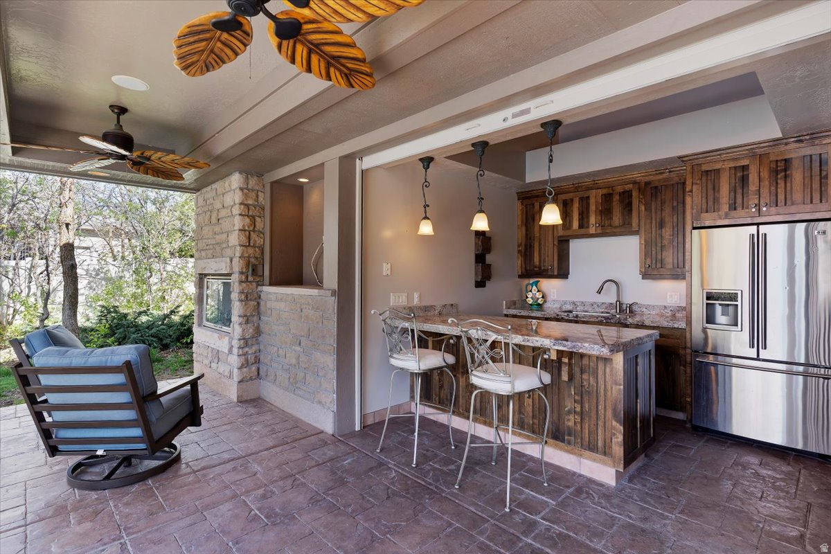 HIDDEN SHADOW ESTATE - Residential