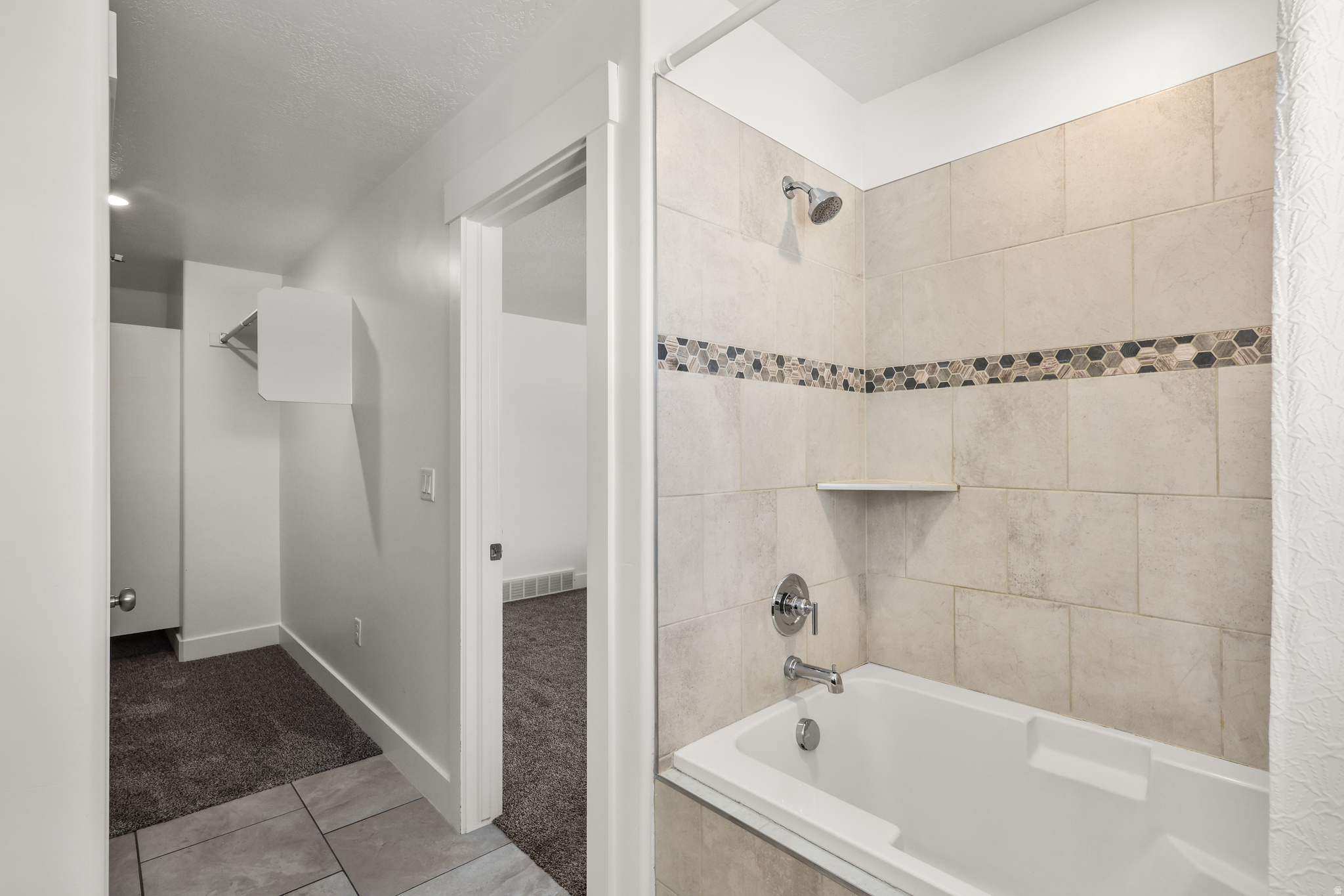 FREEDOM LANDING TOWN - Residential