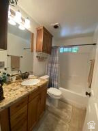 HARRISBURG LAKESIDE EST 1 - Residential