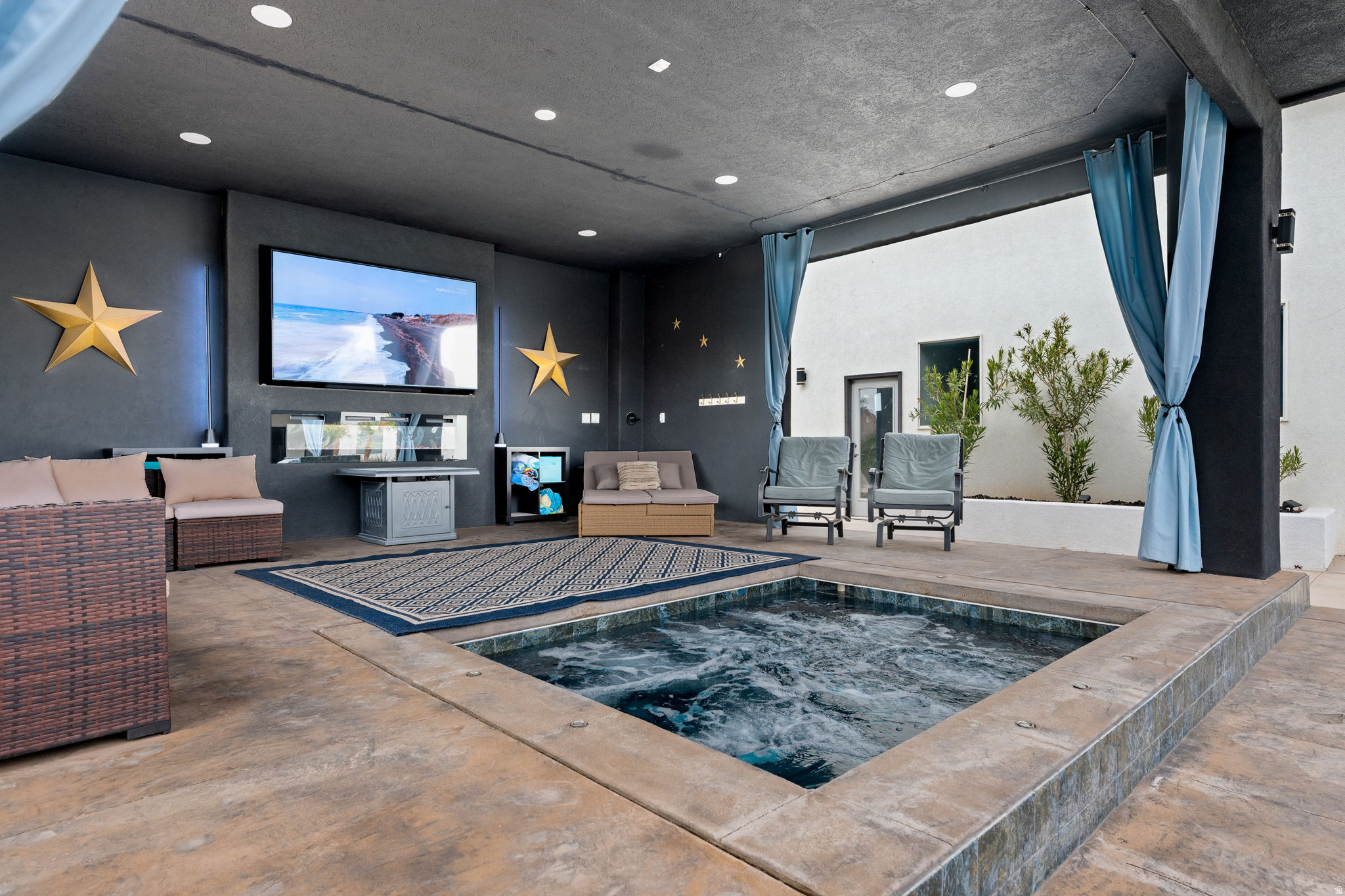 SYCAMORE - Residential