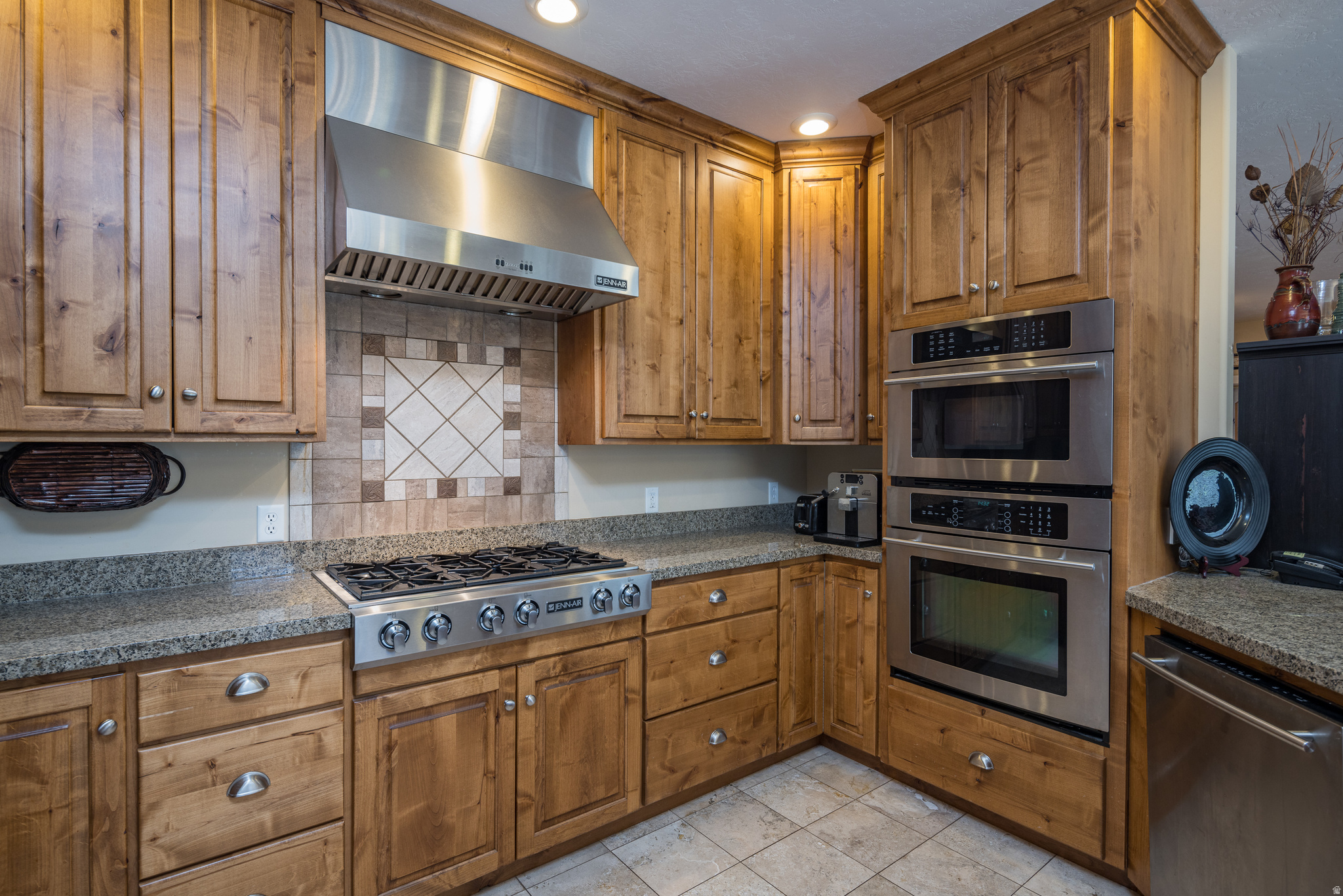 MILL CREEK COVE - Residential