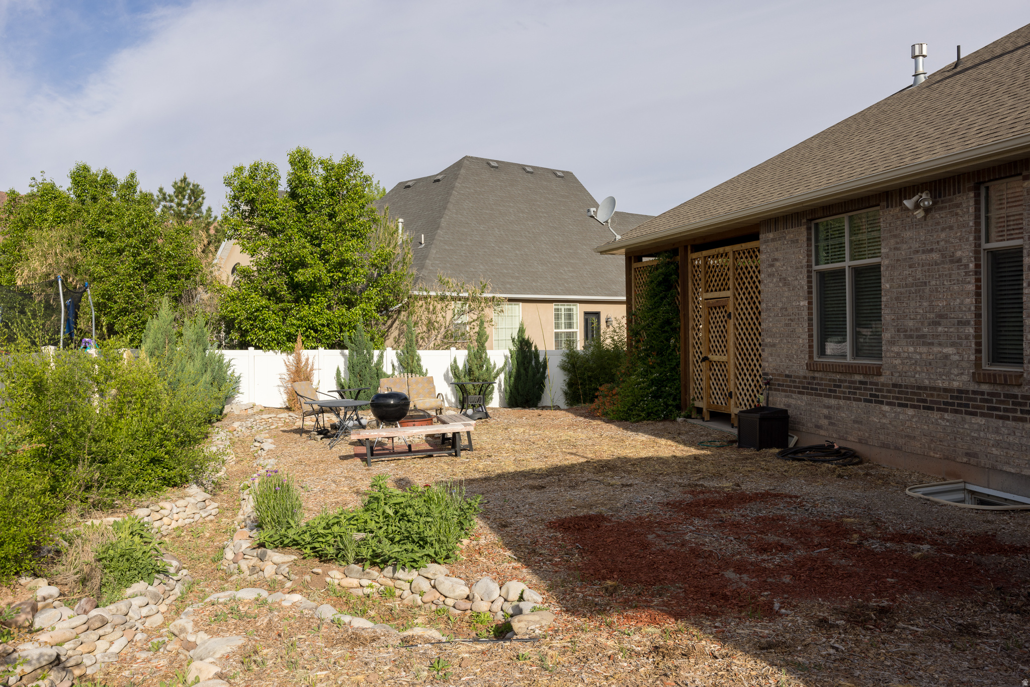 MILL CREEK COVE - Residential