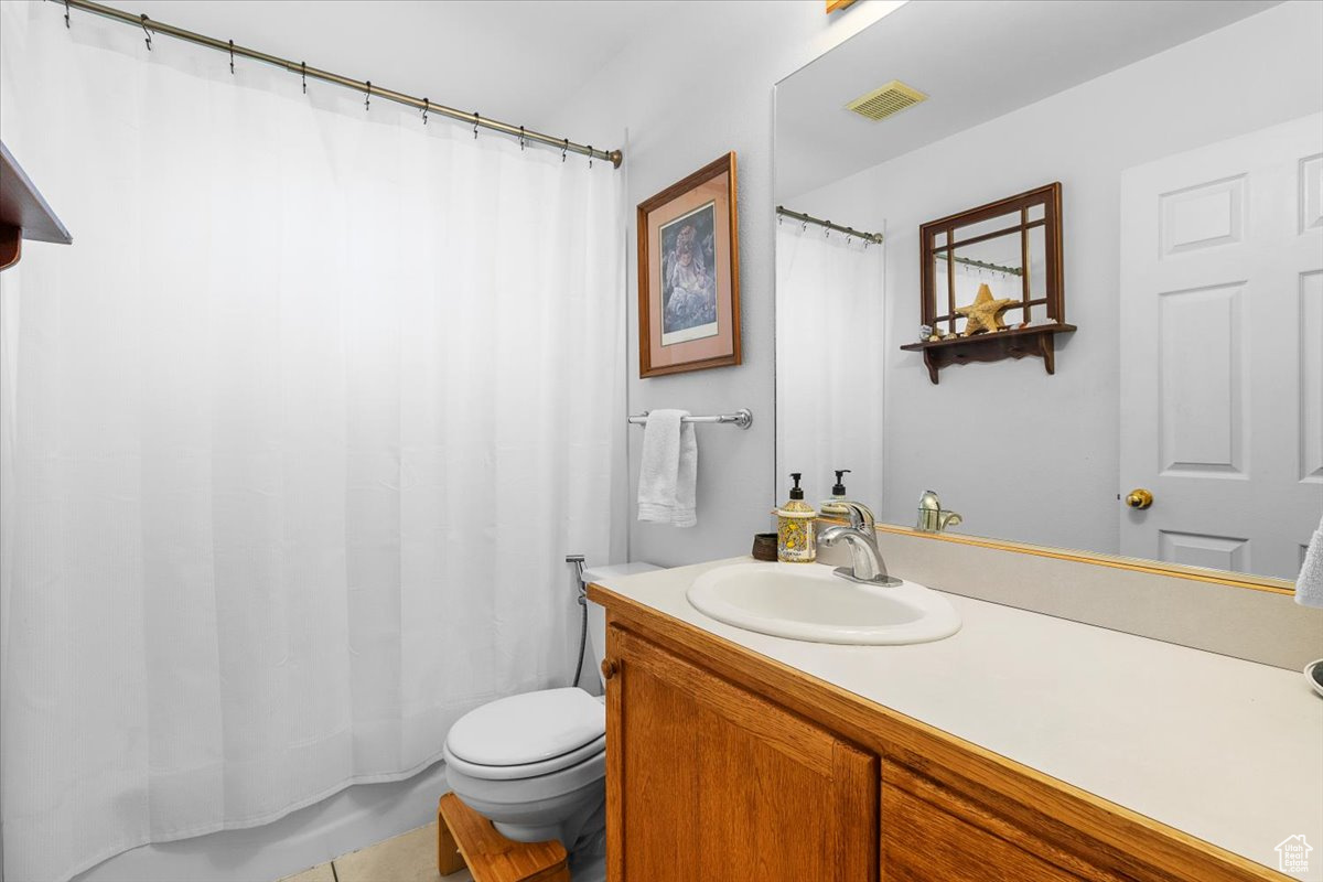 COUNTRY ROAD HAVEN - Residential