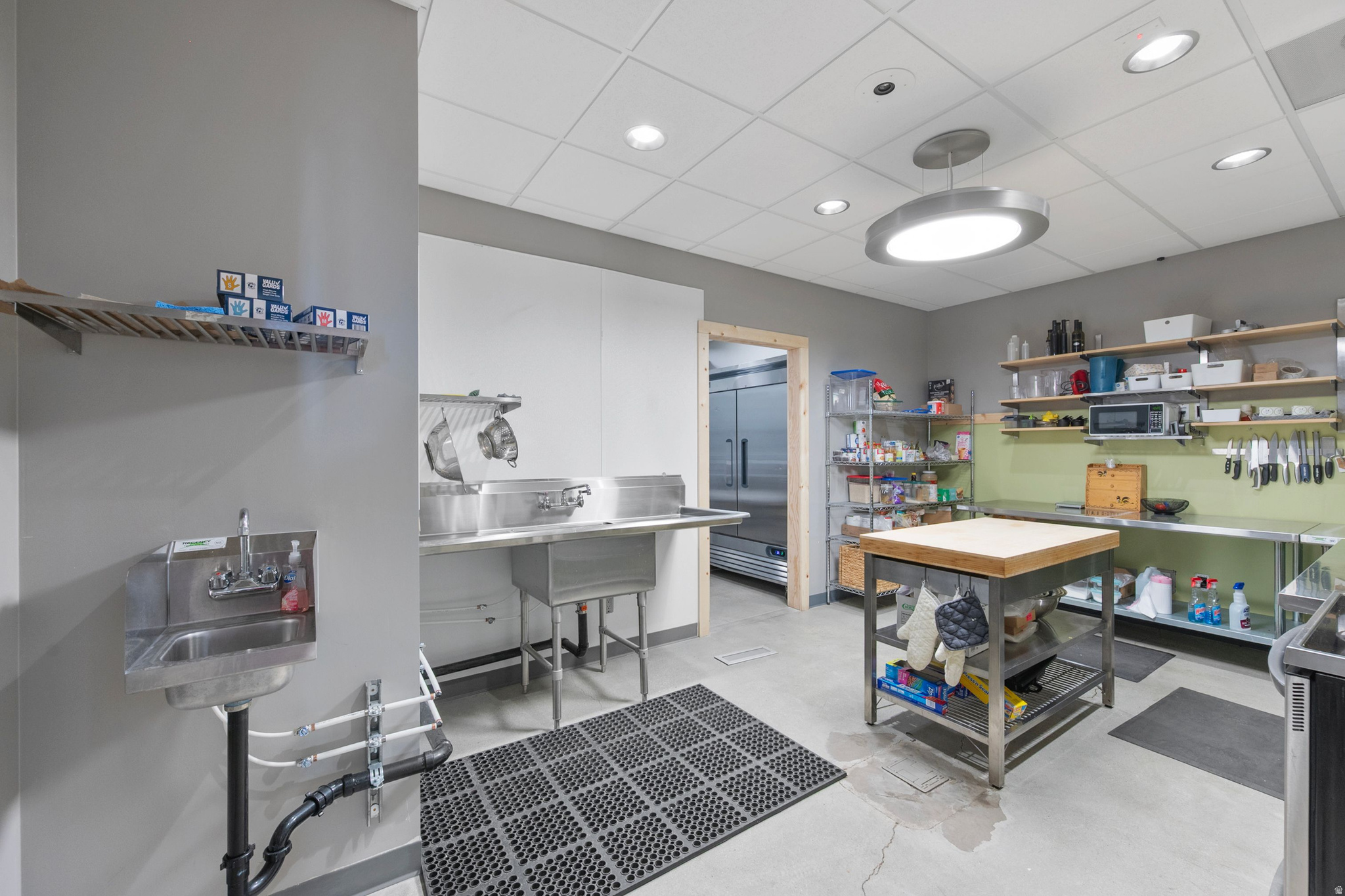 COALVILLE TOWN - Commercial Sale