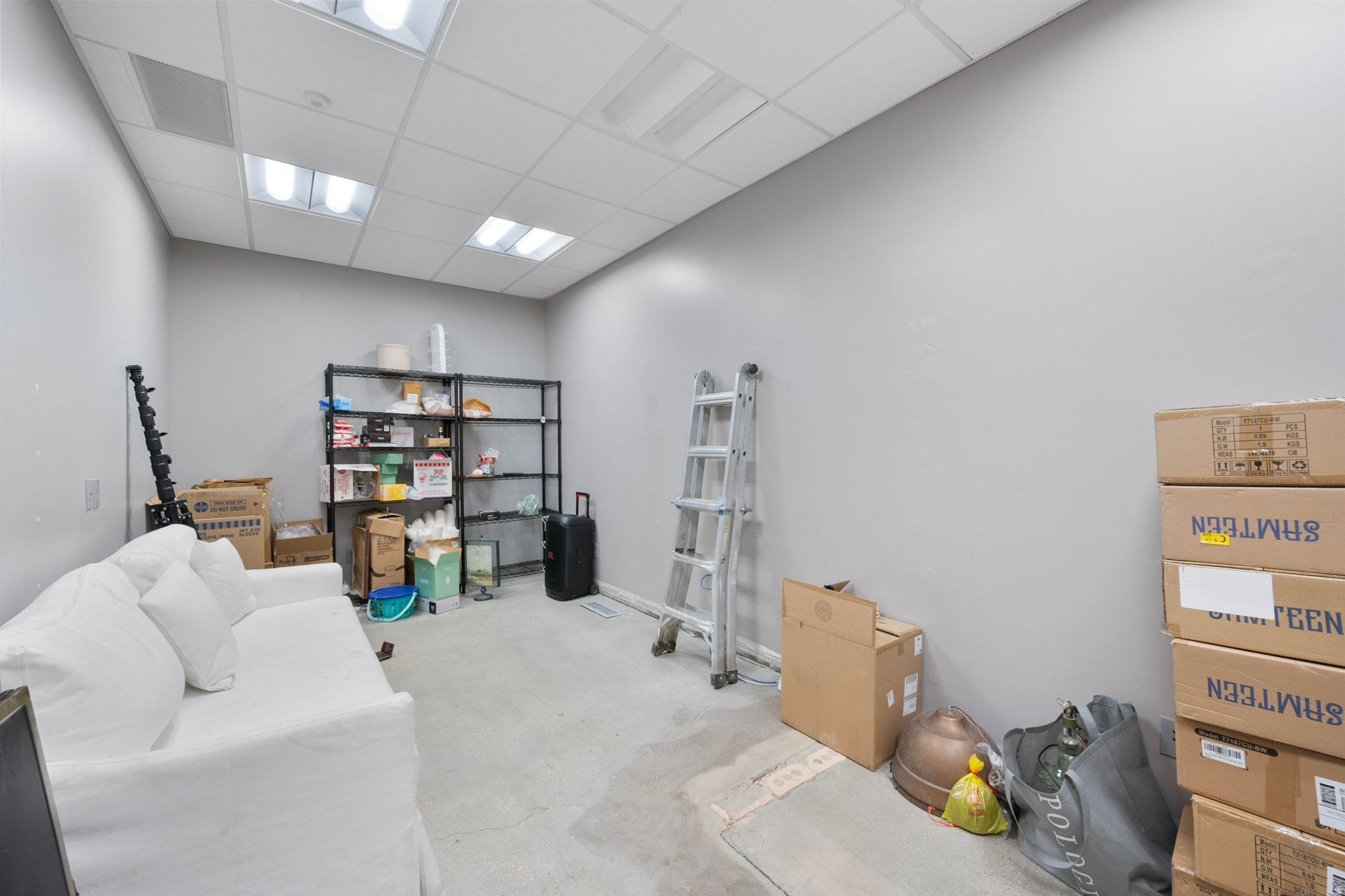 COALVILLE TOWN - Commercial Sale