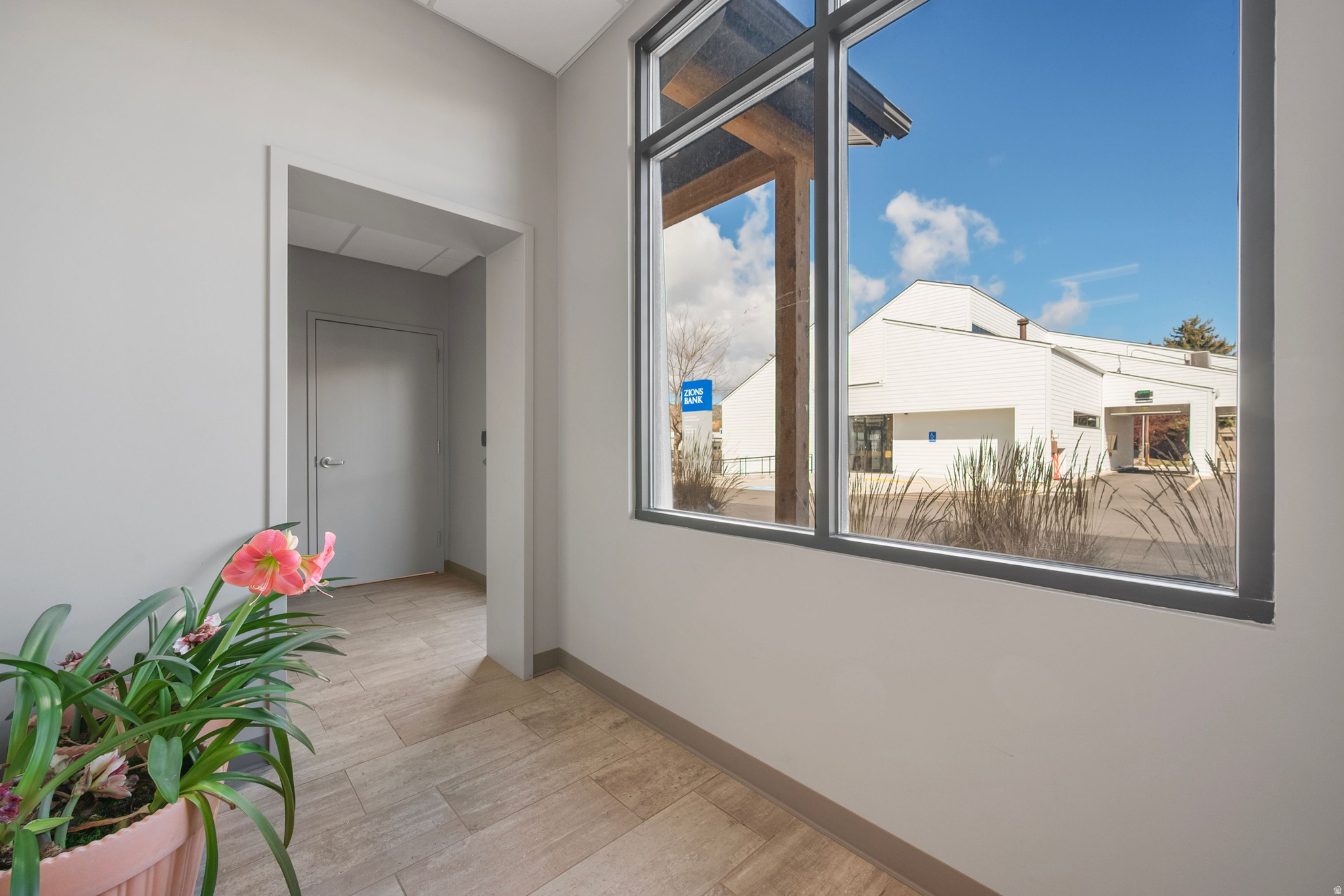 COALVILLE TOWN - Commercial Sale