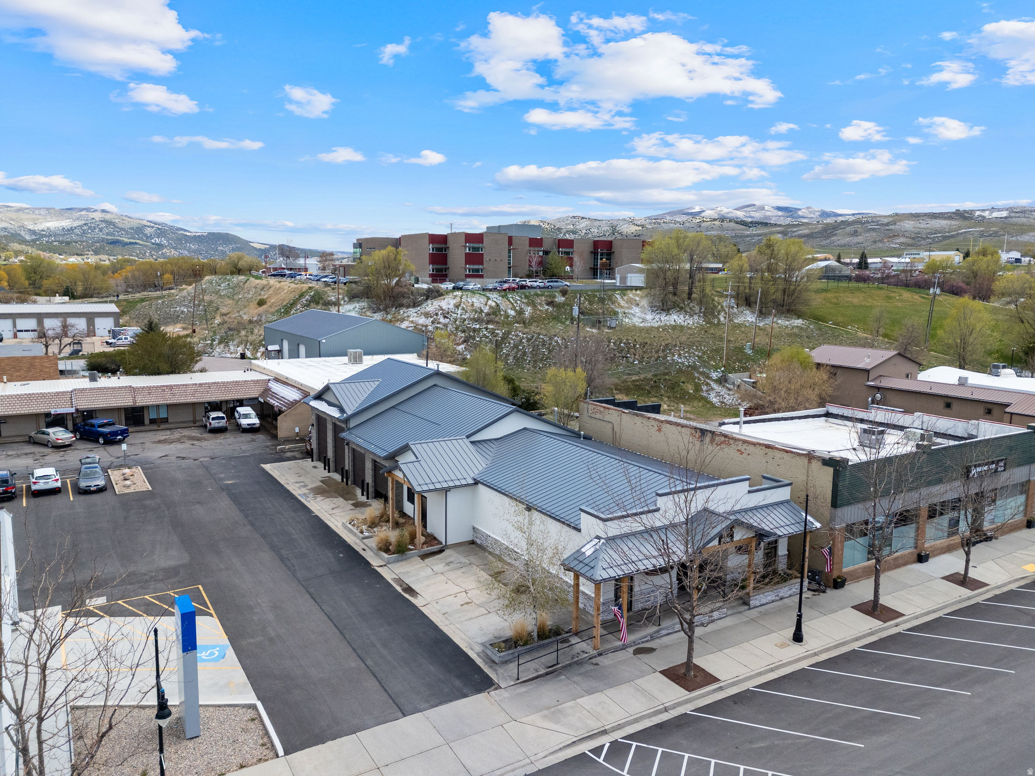 COALVILLE TOWN - Commercial Sale