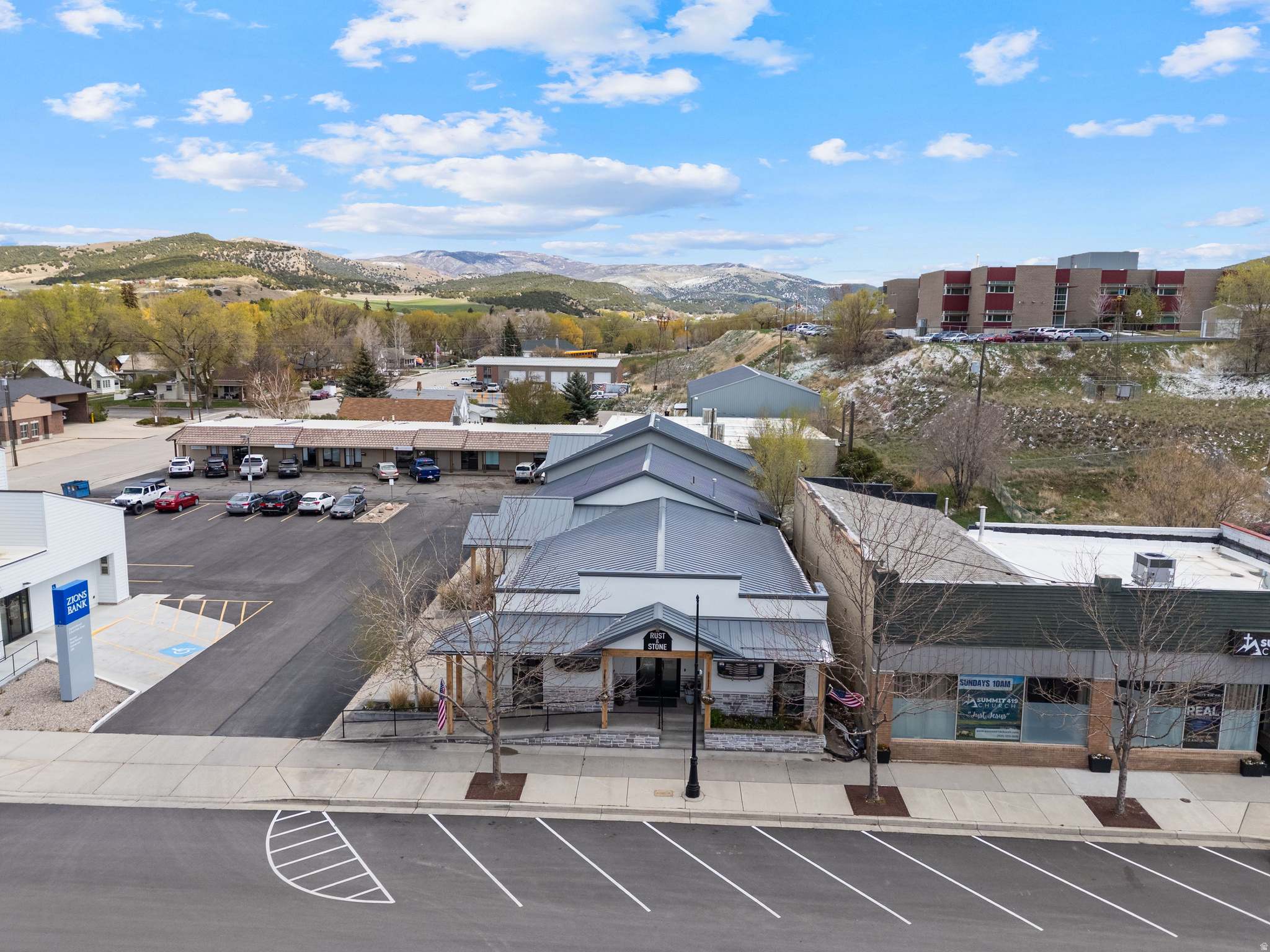 COALVILLE TOWN - Commercial Sale