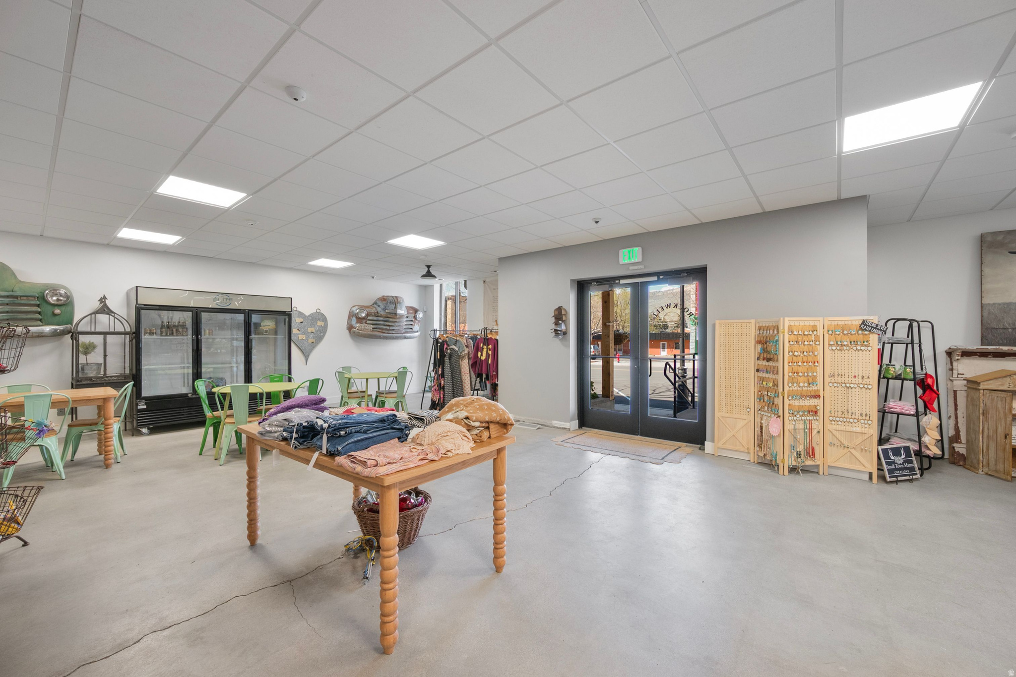 COALVILLE TOWN - Commercial Sale