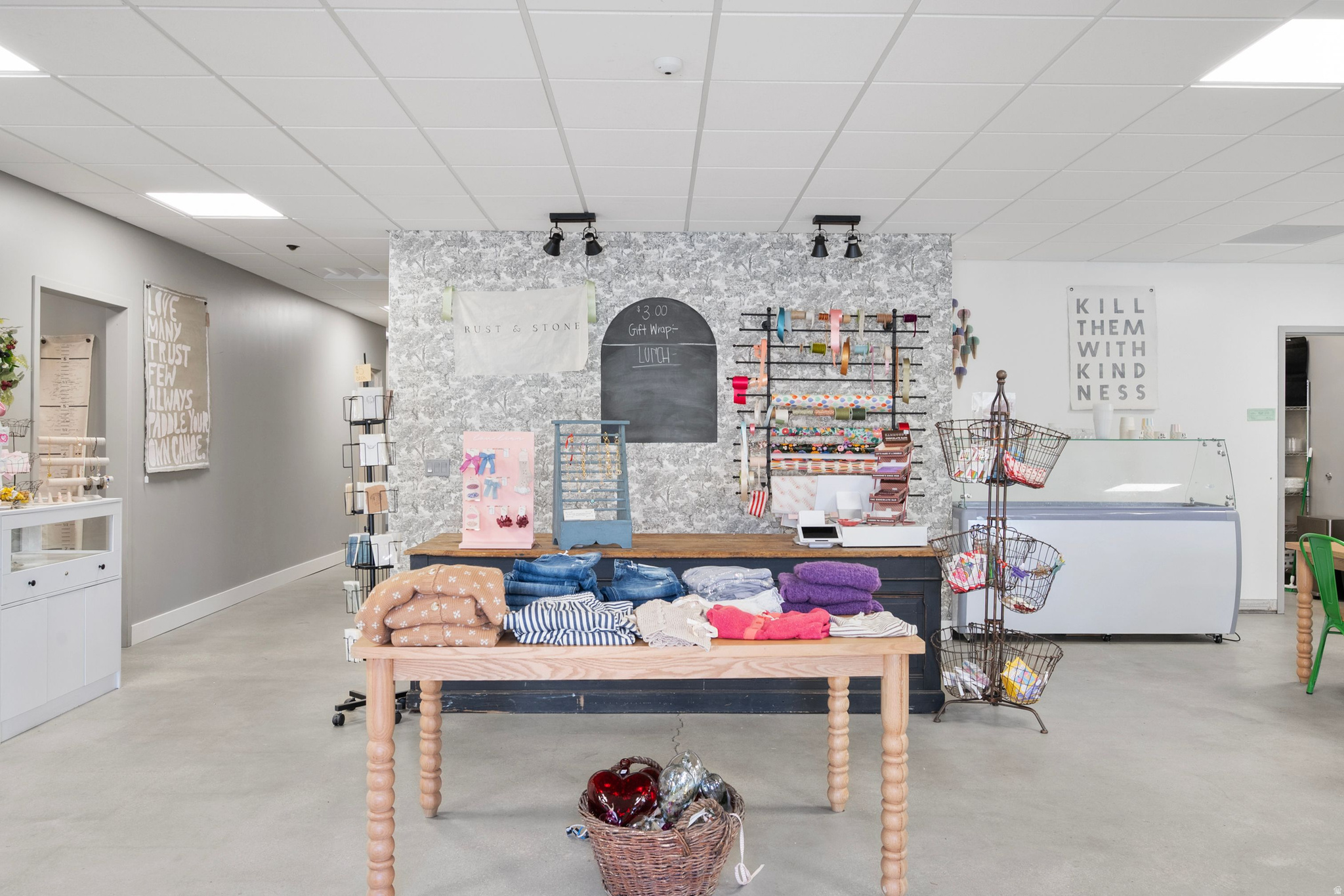 COALVILLE TOWN - Commercial Sale