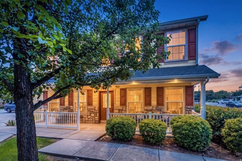 Photo of 551 E PURPLE LILAC LN S, Sandy, UT 84070 (MLS # 2178928)