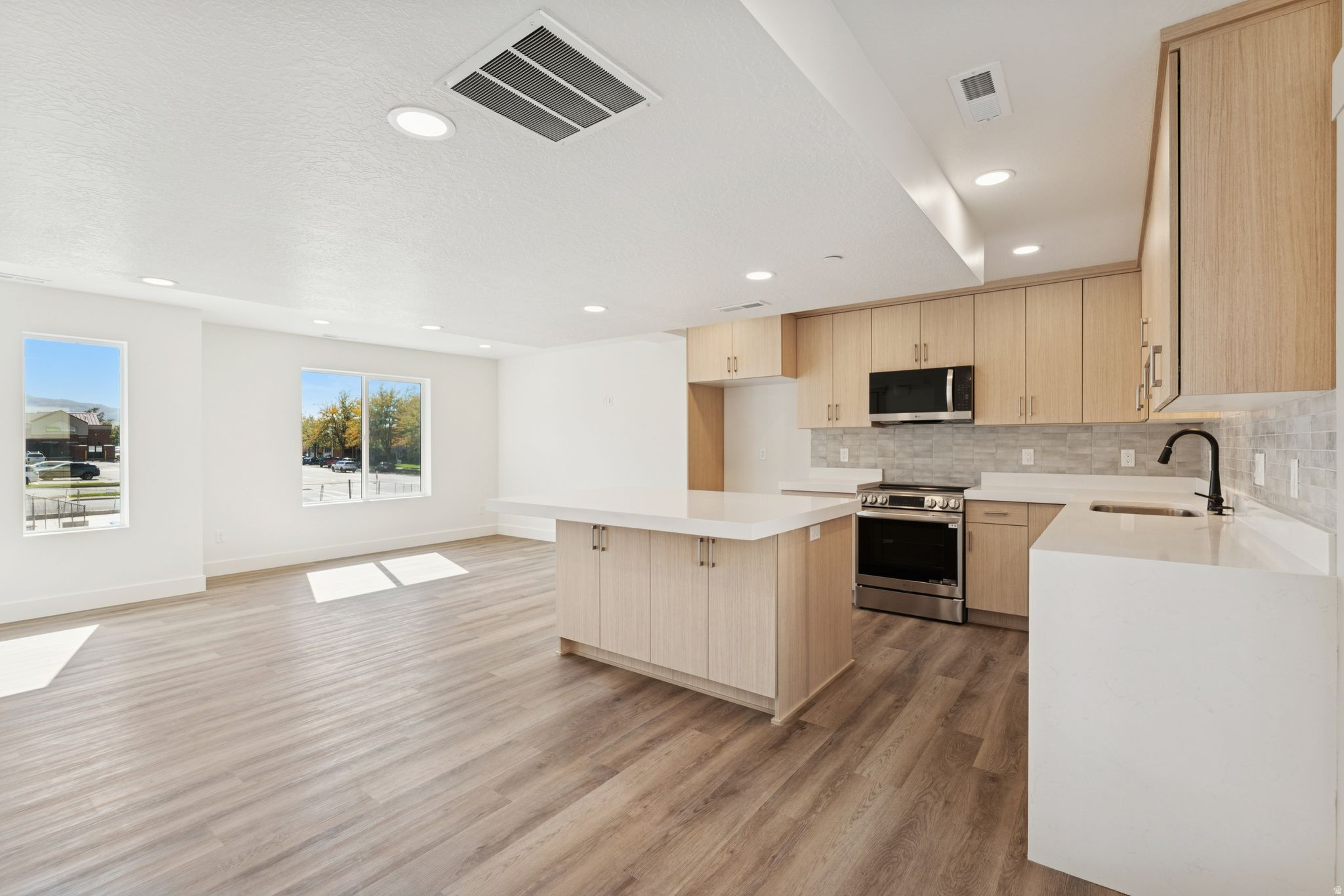 THE BROOKS ON MAIN - Residential