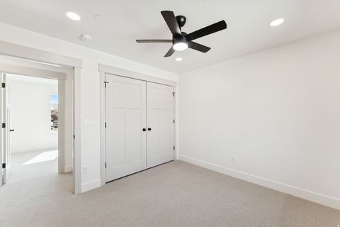 Tiny photo for 252 N MAIN ST, Bountiful, UT 84010 (MLS # 2152704)