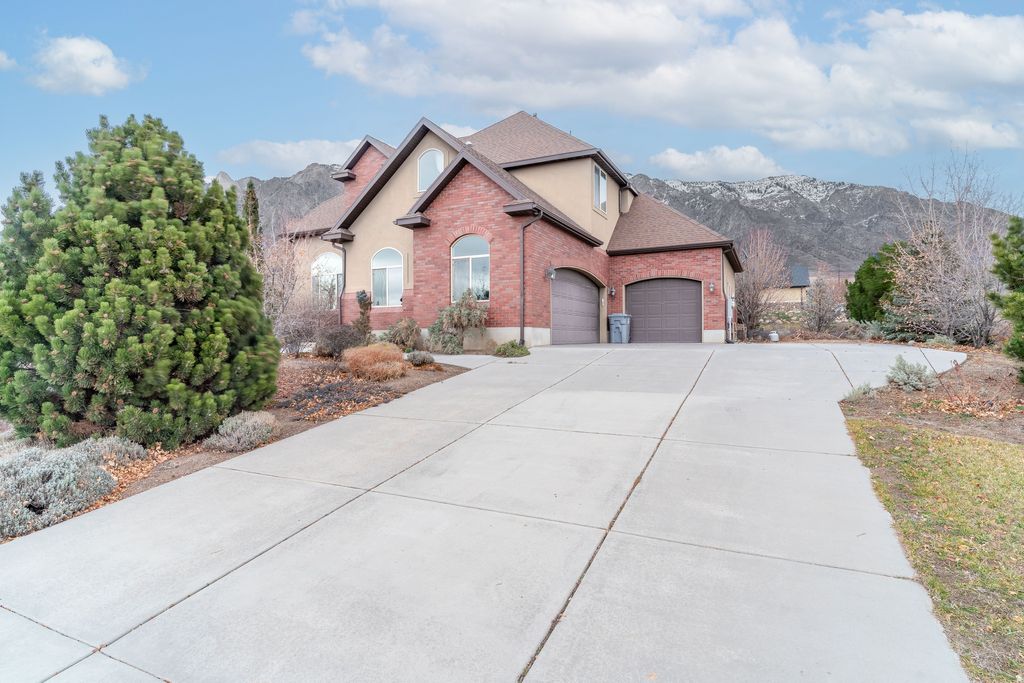 Photo of 7939 S 650 W, Willard, UT 84340 (MLS # 2128372)