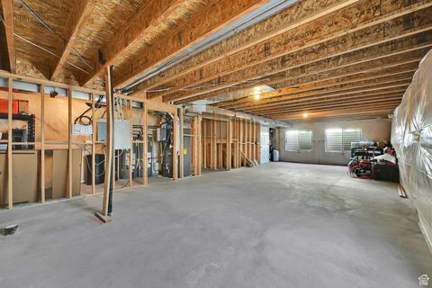 Tiny photo for 2462 N HOODED CRANE CIR W, Clinton, UT 84015 (MLS # 2107429)