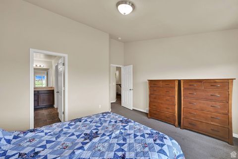 Tiny photo for 2462 N HOODED CRANE CIR W, Clinton, UT 84015 (MLS # 2107429)