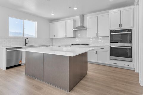 Tiny photo for 1586 E 920 N #190, Salem, UT 84653 (MLS # 2126236)