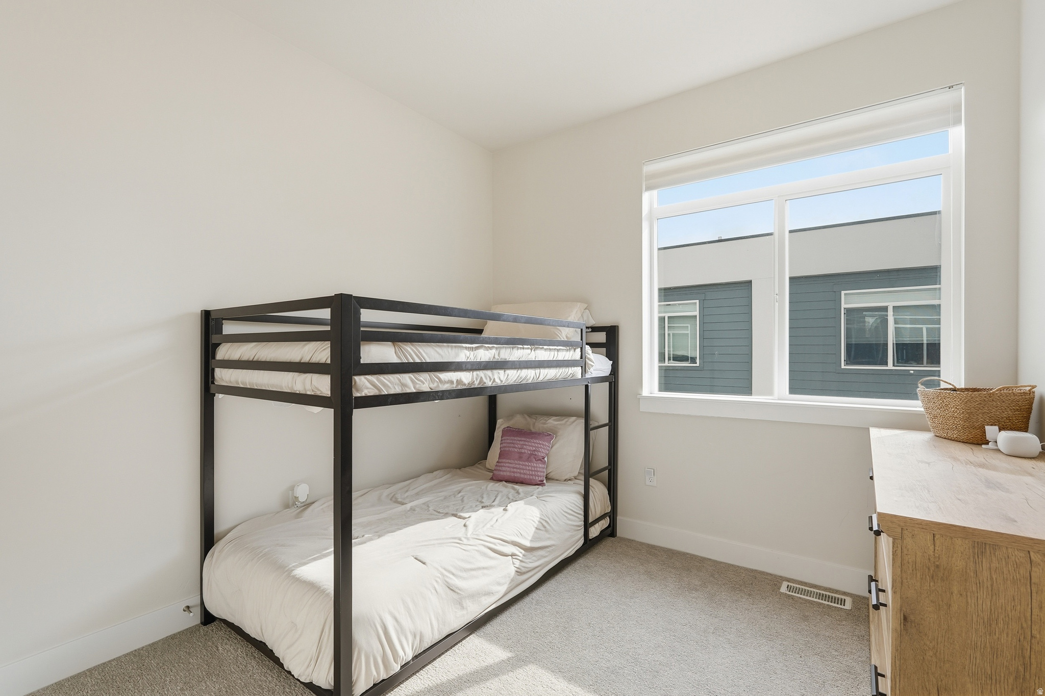 THE UNION TOWNHOMES - Residential