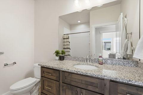 Tiny photo for 434 E DEPOT ST S, Clearfield, UT 84015 (MLS # 2137061)