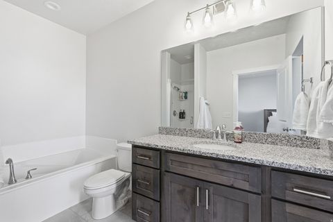 Tiny photo for 434 E DEPOT ST S, Clearfield, UT 84015 (MLS # 2137061)