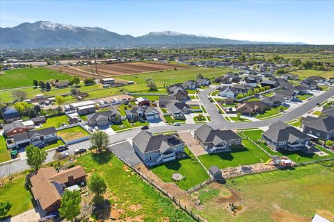 Tiny photo for 1839 S 3335 W, West Haven, UT 84401 (MLS # 2154398)