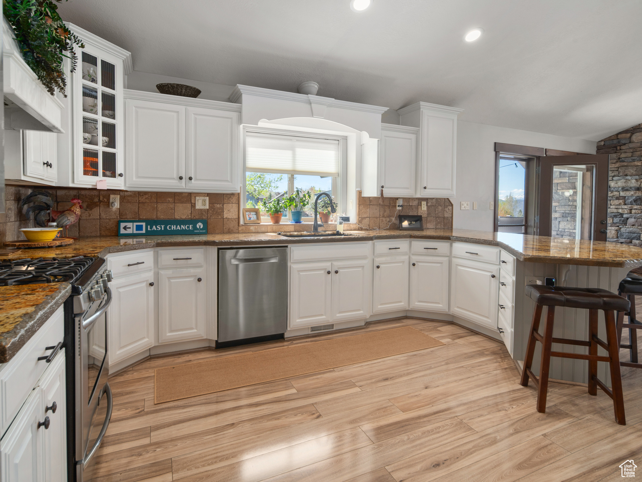 3540 N Elkview Dr, Eden, Utah image 17