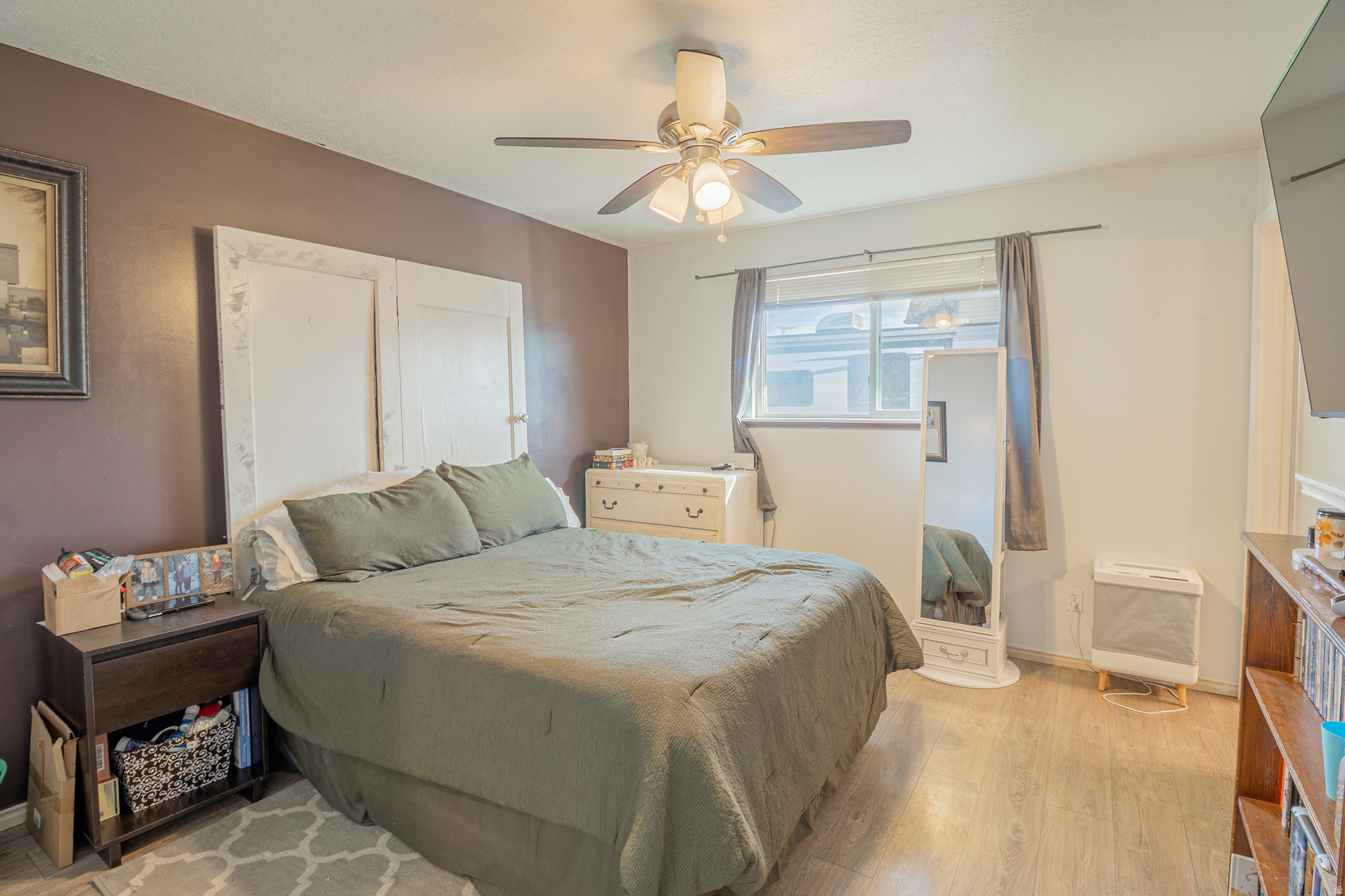 WESTLAKE VILLAGE - Residential