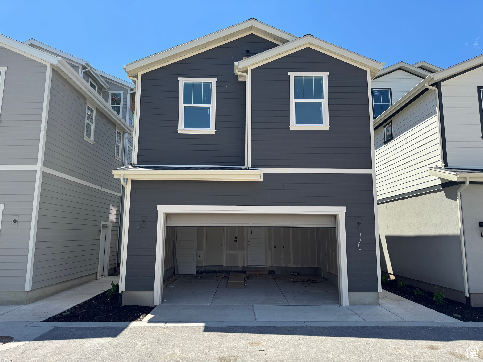 HUNTINGTON RANCH - Residential