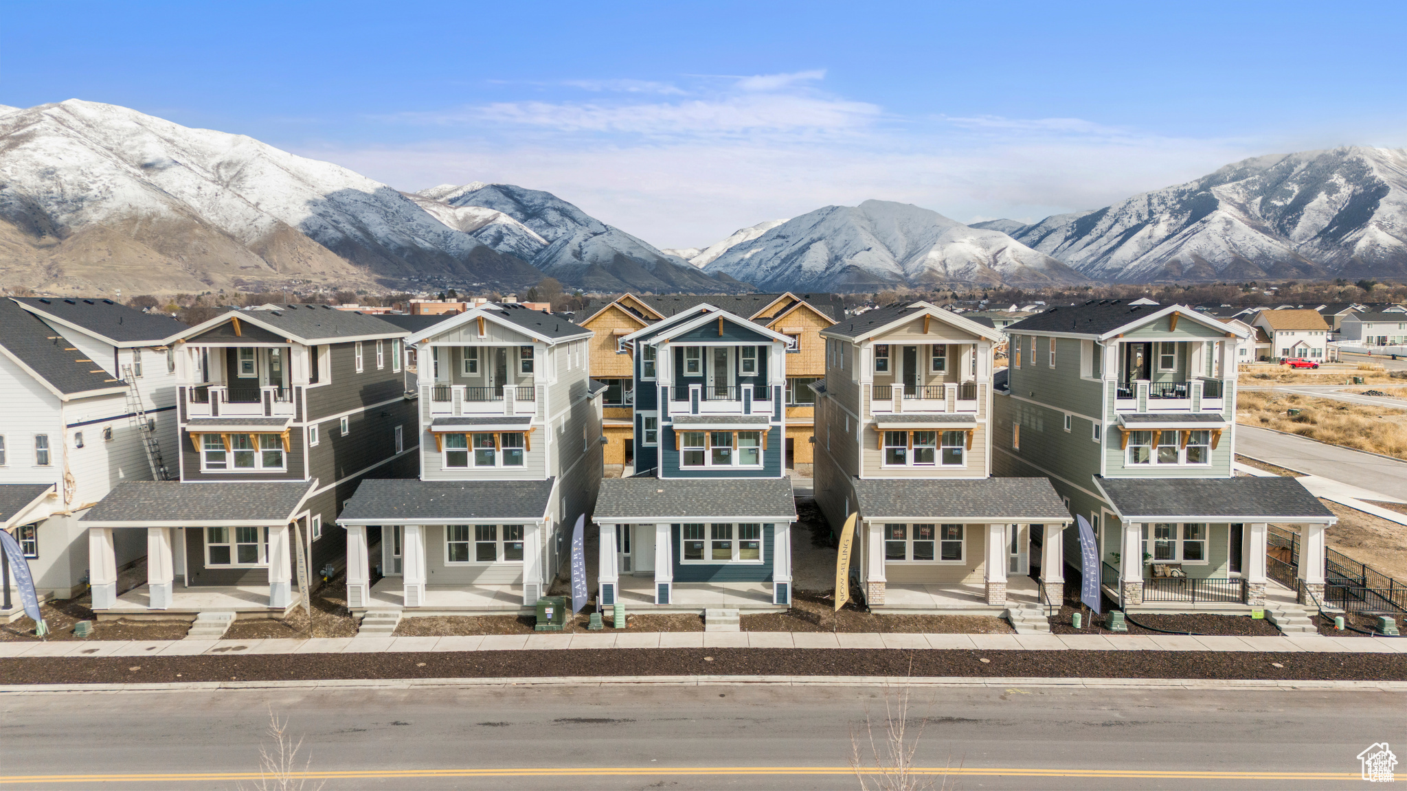 HUNTINGTON RANCH - Residential