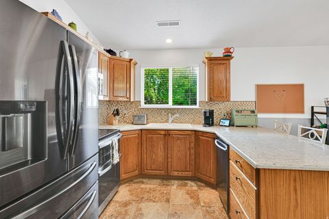 Tiny photo for 3139 N PELICAN DR, Farr West, UT 84404 (MLS # 2134367)