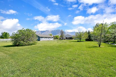 Tiny photo for 3139 N PELICAN DR, Farr West, UT 84404 (MLS # 2134367)