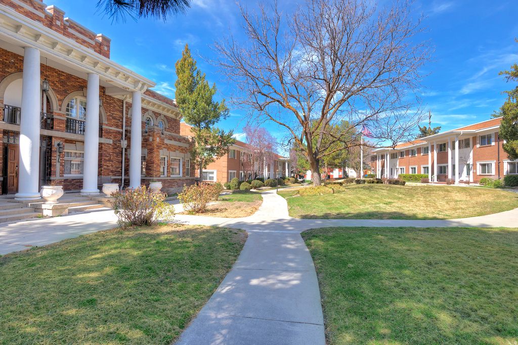 Photo of 2718 S HIGHLAND DR #2, Salt Lake City, UT 84106 (MLS # 2144182)