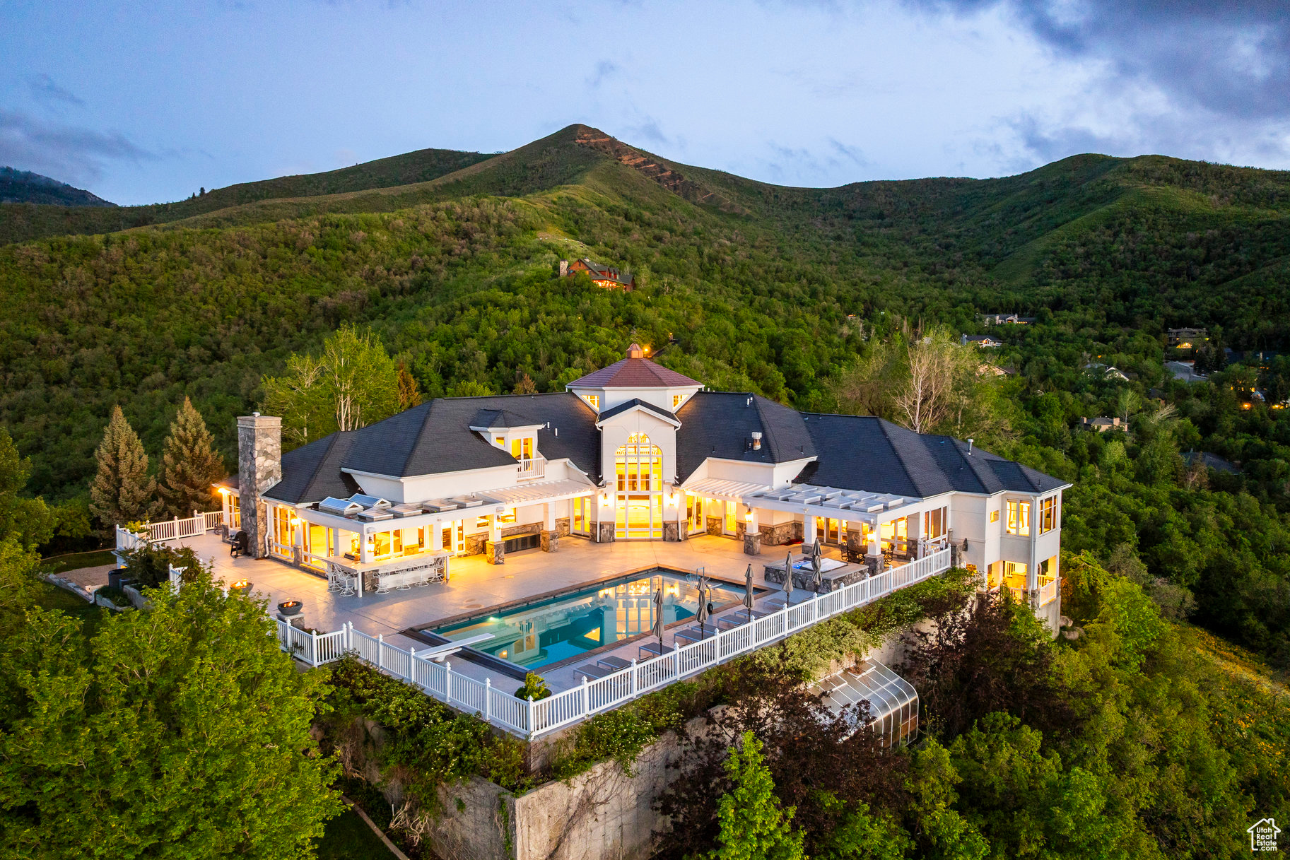 MAPLE HILLS - Residential