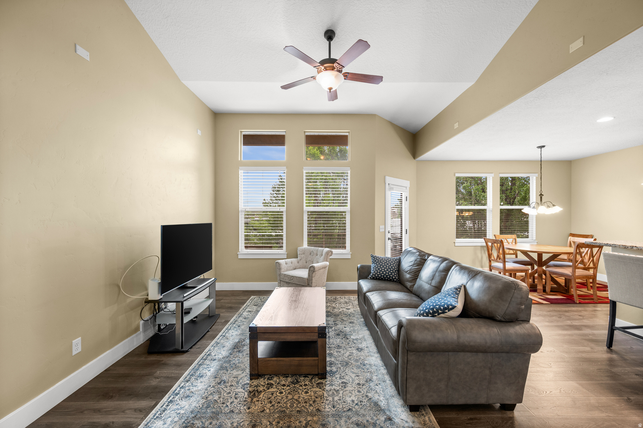 WOODLAND COVE PUD - Residential