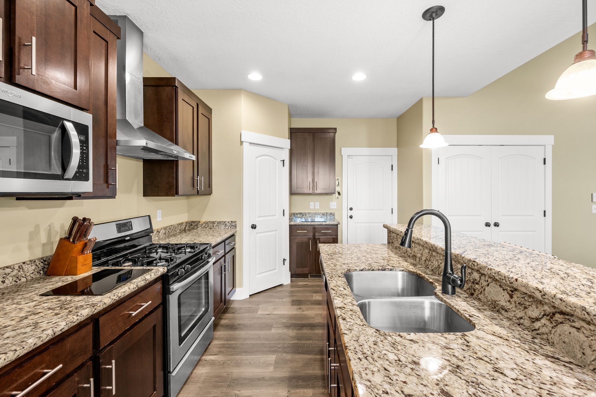 WOODLAND COVE PUD - Residential