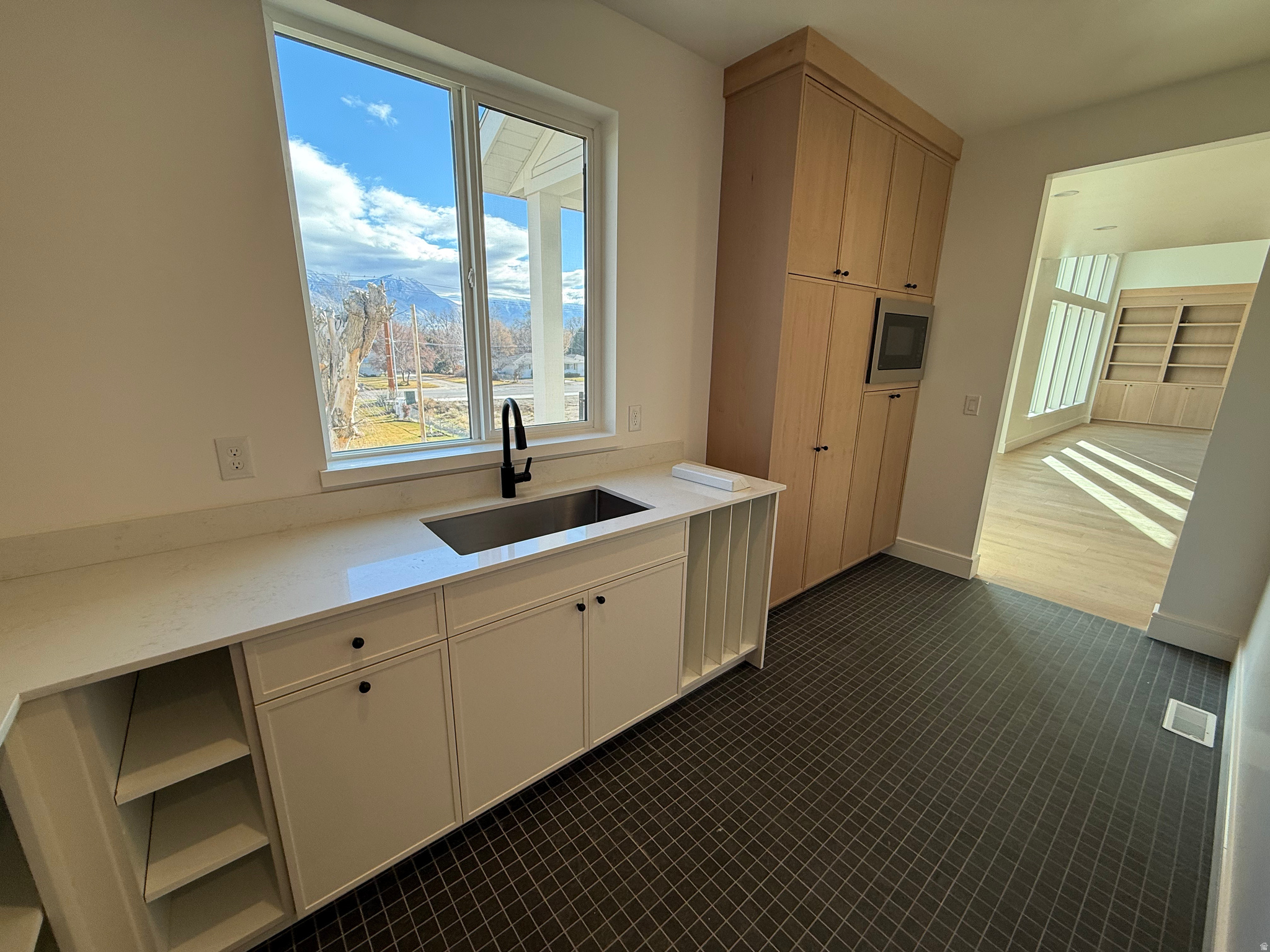 BECK HILLSIDE ESTATES - Residential