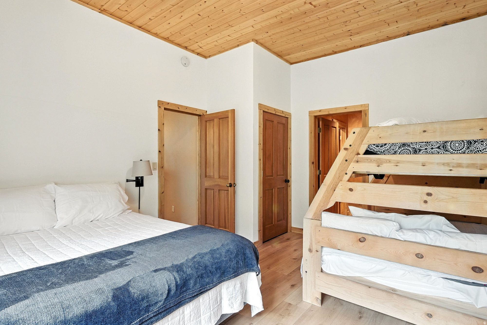 WOODBRIDGE - Residential