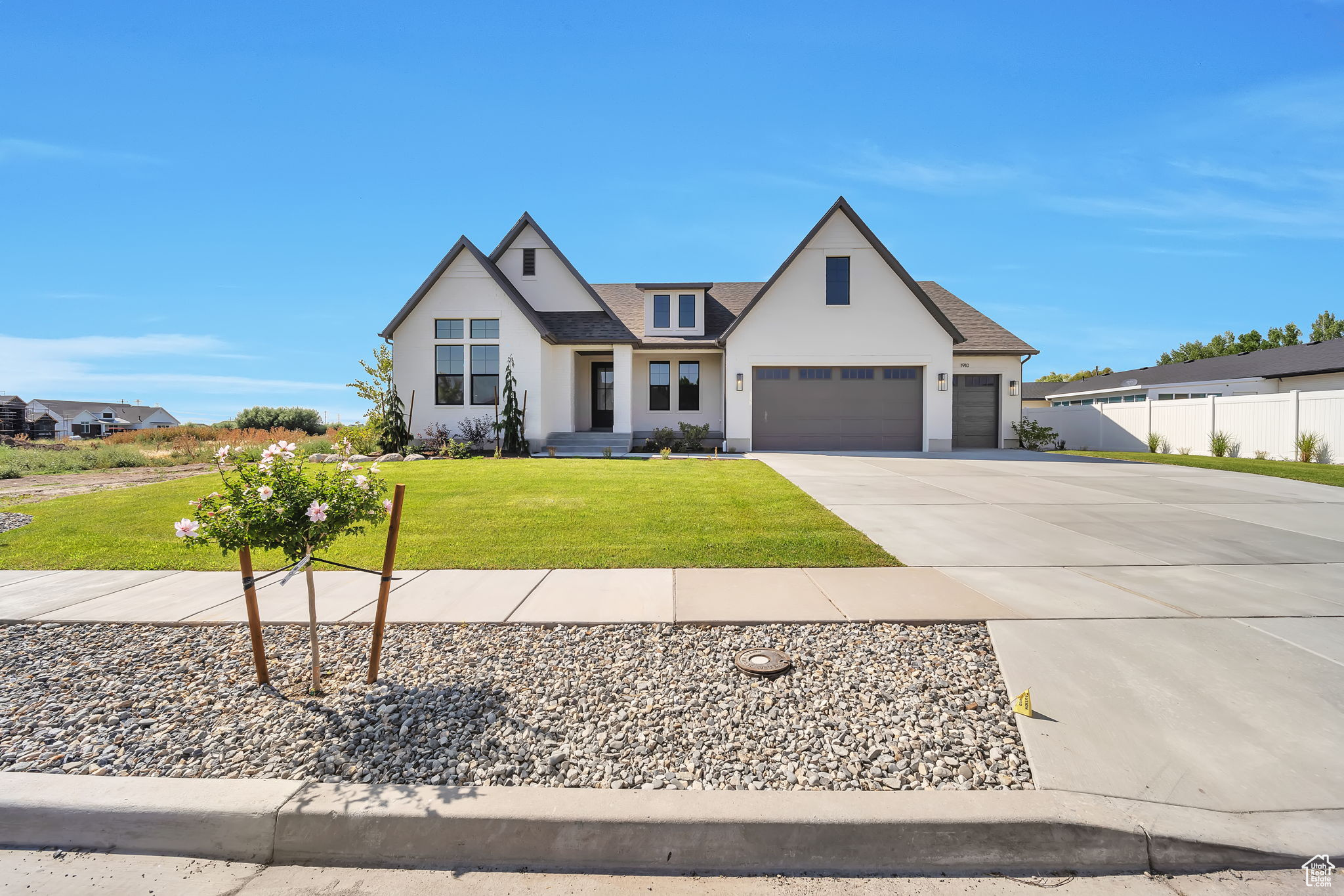 PINTAIL ESTATES - Residential