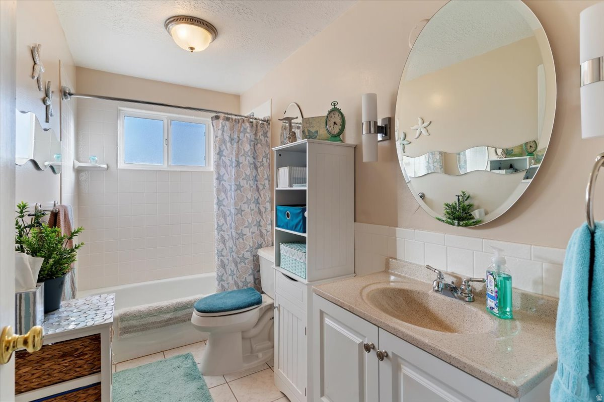 EMERALD HILLS SUBDIVISION - Residential