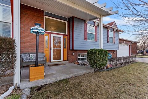 Tiny photo for 845 E CASSIE DR, South Ogden, UT 84405 (MLS # 2135485)