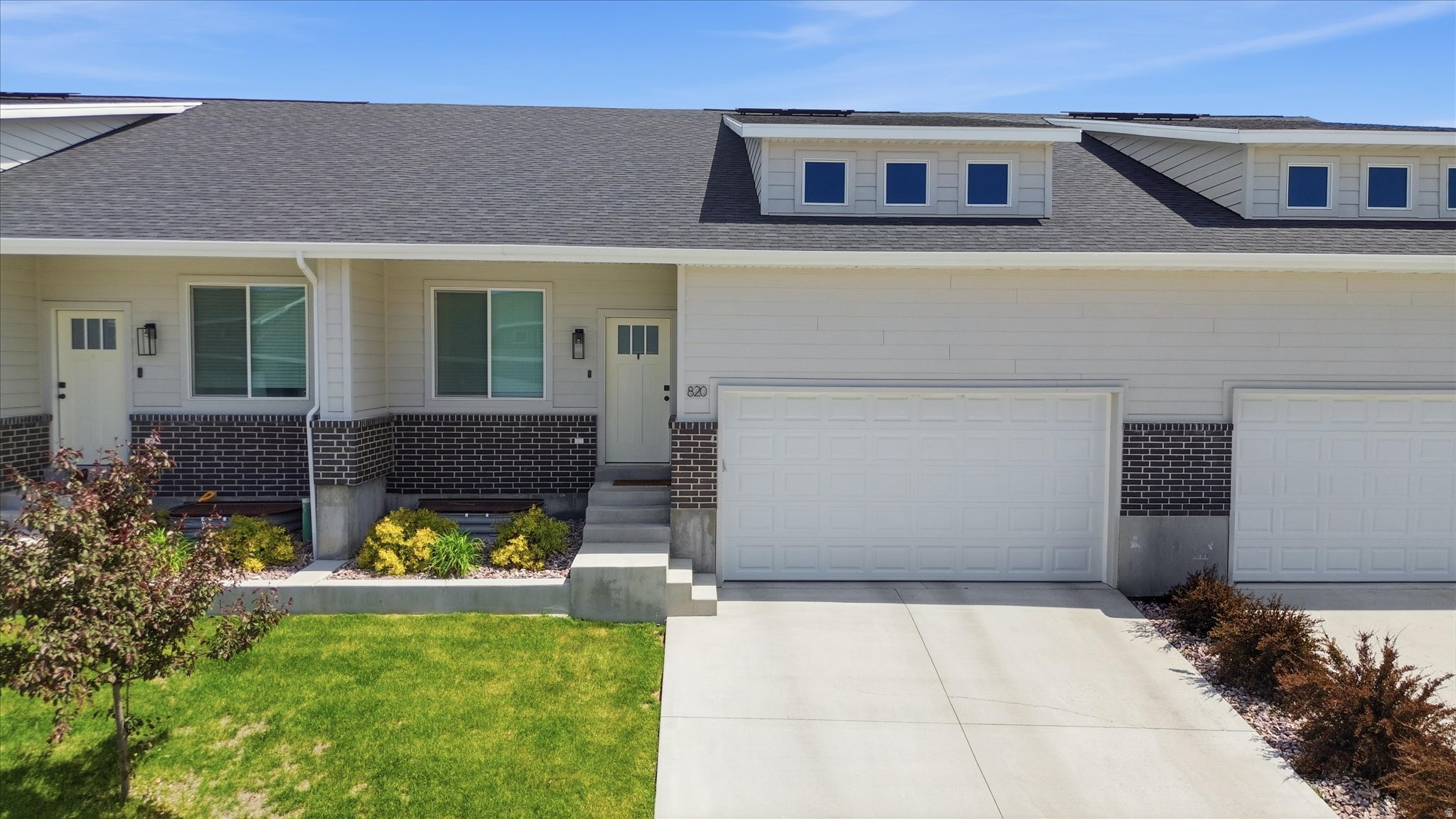 THE MEADOWS - Residential