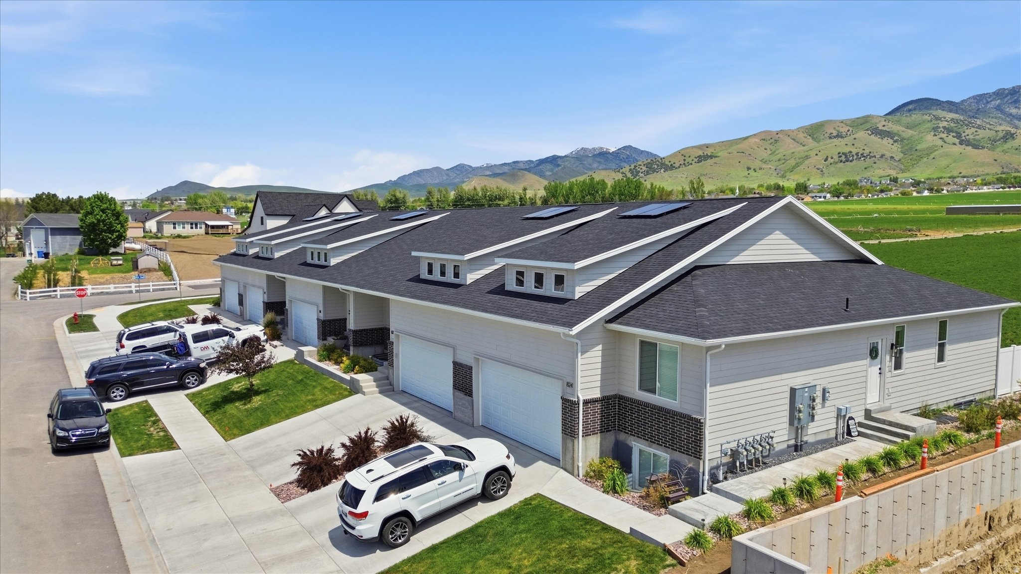 THE MEADOWS - Residential