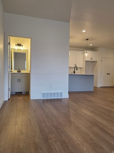 Tiny photo for 7633 S WOODTRAIL WAY E, Sandy, UT 84047 (MLS # 2132657)