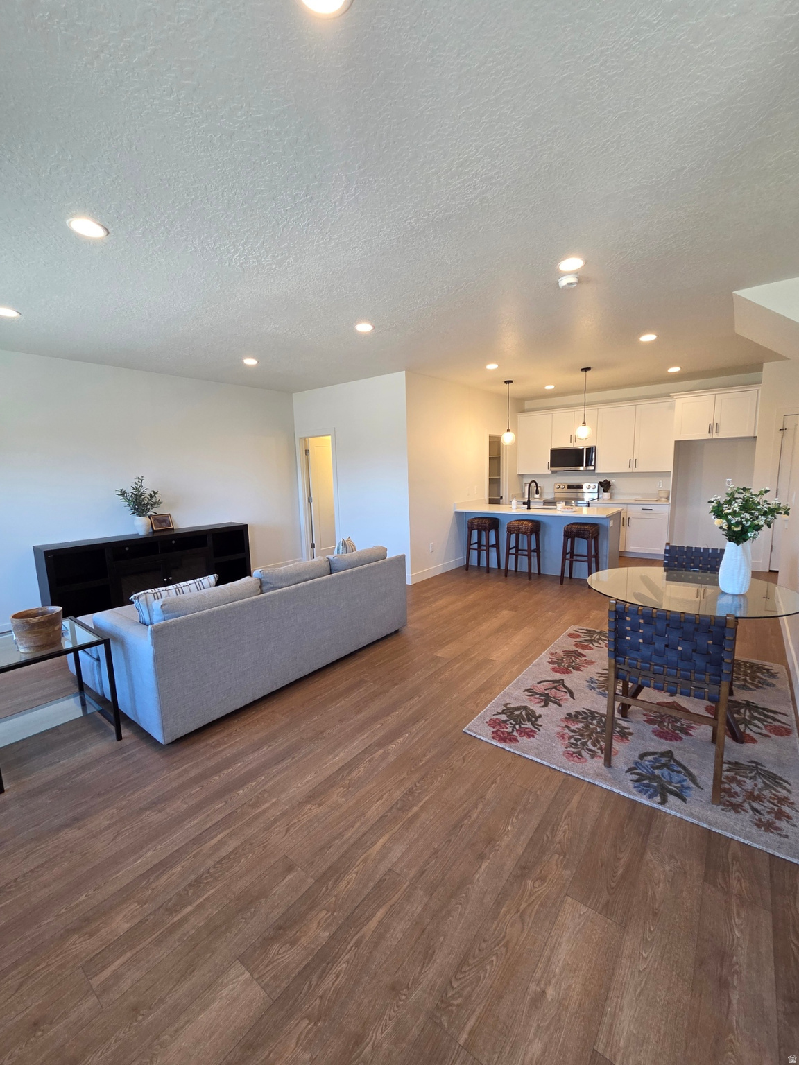 WOODHAVEN ESTATES - Residential