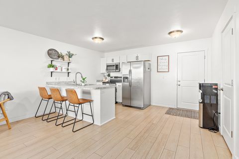 Tiny photo for 5122 W DOLCE CT S, Herriman, UT 84096 (MLS # 2125438)