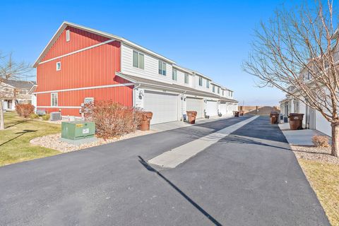 Tiny photo for 5122 W DOLCE CT S, Herriman, UT 84096 (MLS # 2125438)