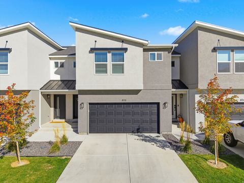 Photo of 806 W LONE LN, Mapleton, UT 84664 (MLS # 2119902) Photo of 806 W LONE LN, Mapleton, UT 84664 (MLS # 2119902)