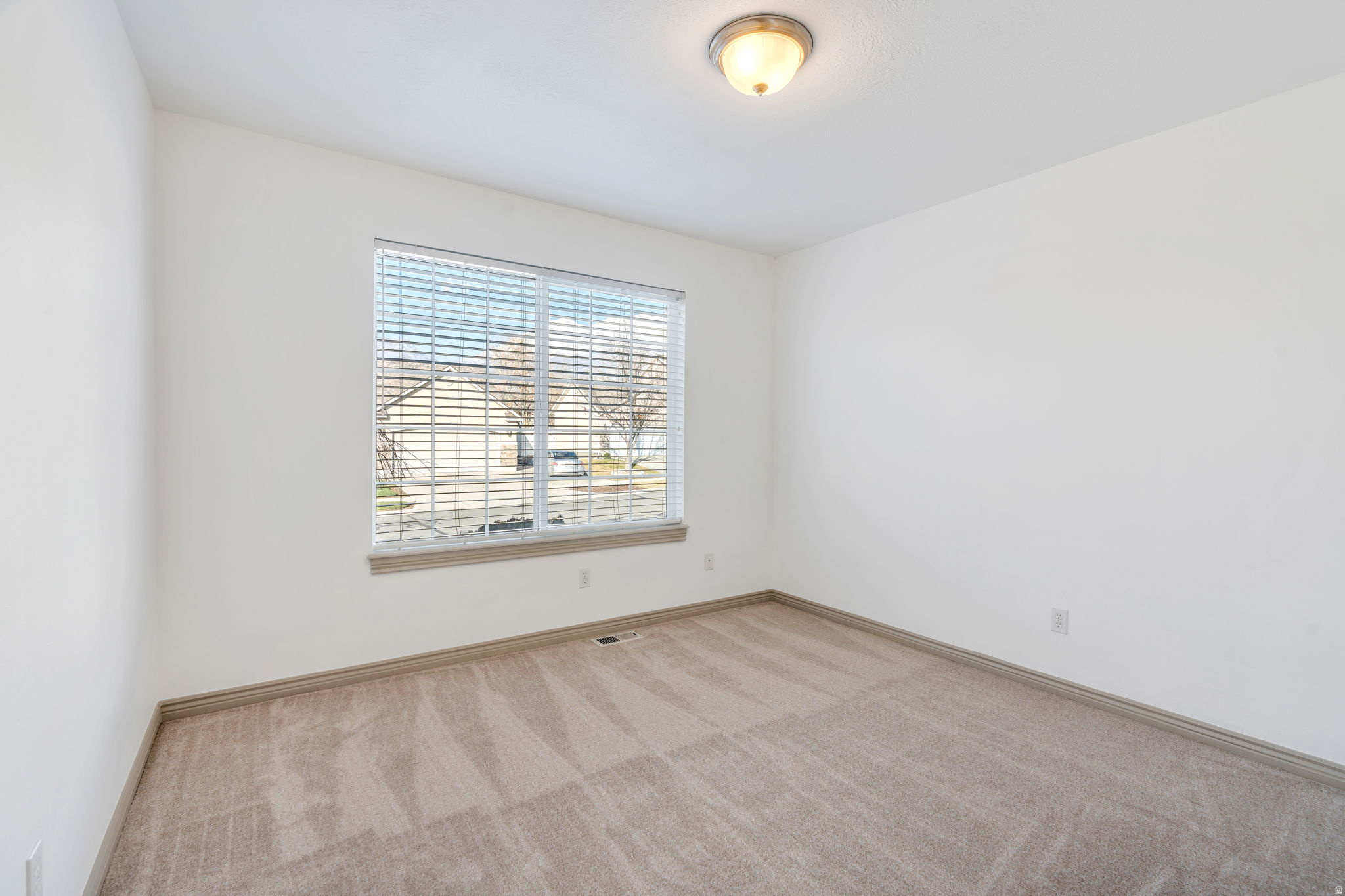 KIRKS FRUIT RANCH - Residential